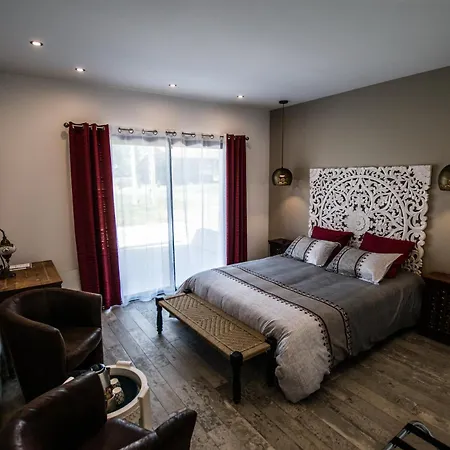 Les Cuves - - D'hotes Et Bed and breakfast 3*