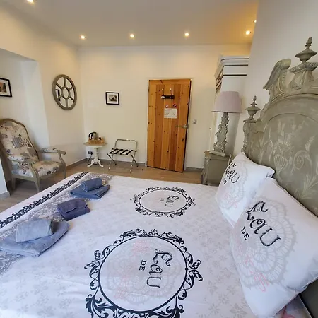 Les Cuves - - D'hotes Et Bed and breakfast