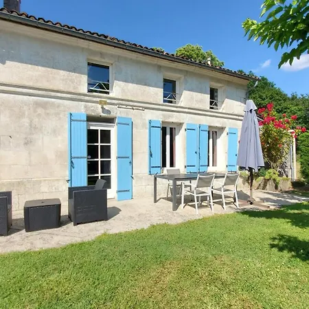 Les Cuves - - D'hotes Et Bed and breakfast Saintes